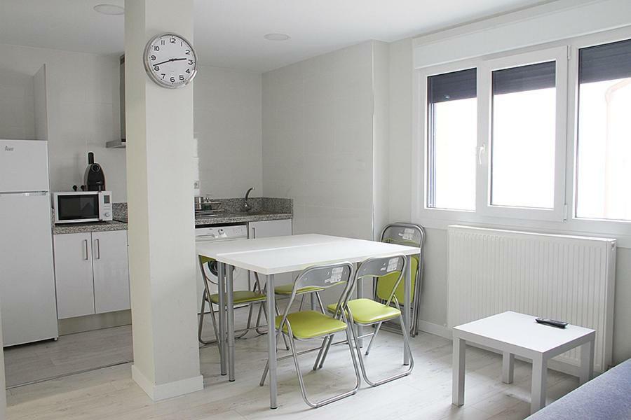 Apartamentos Logrono Centro Exterior photo